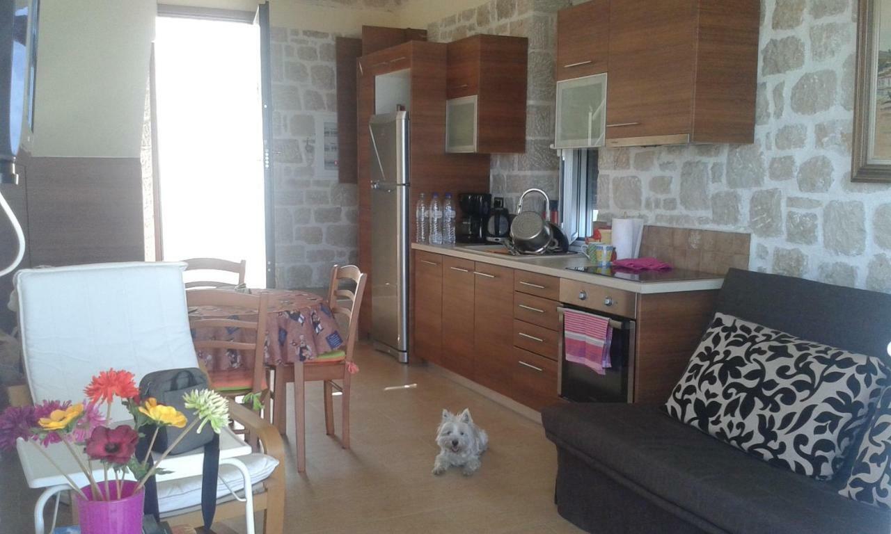 Villa Stone House In Olive Grove Tolón Esterno foto